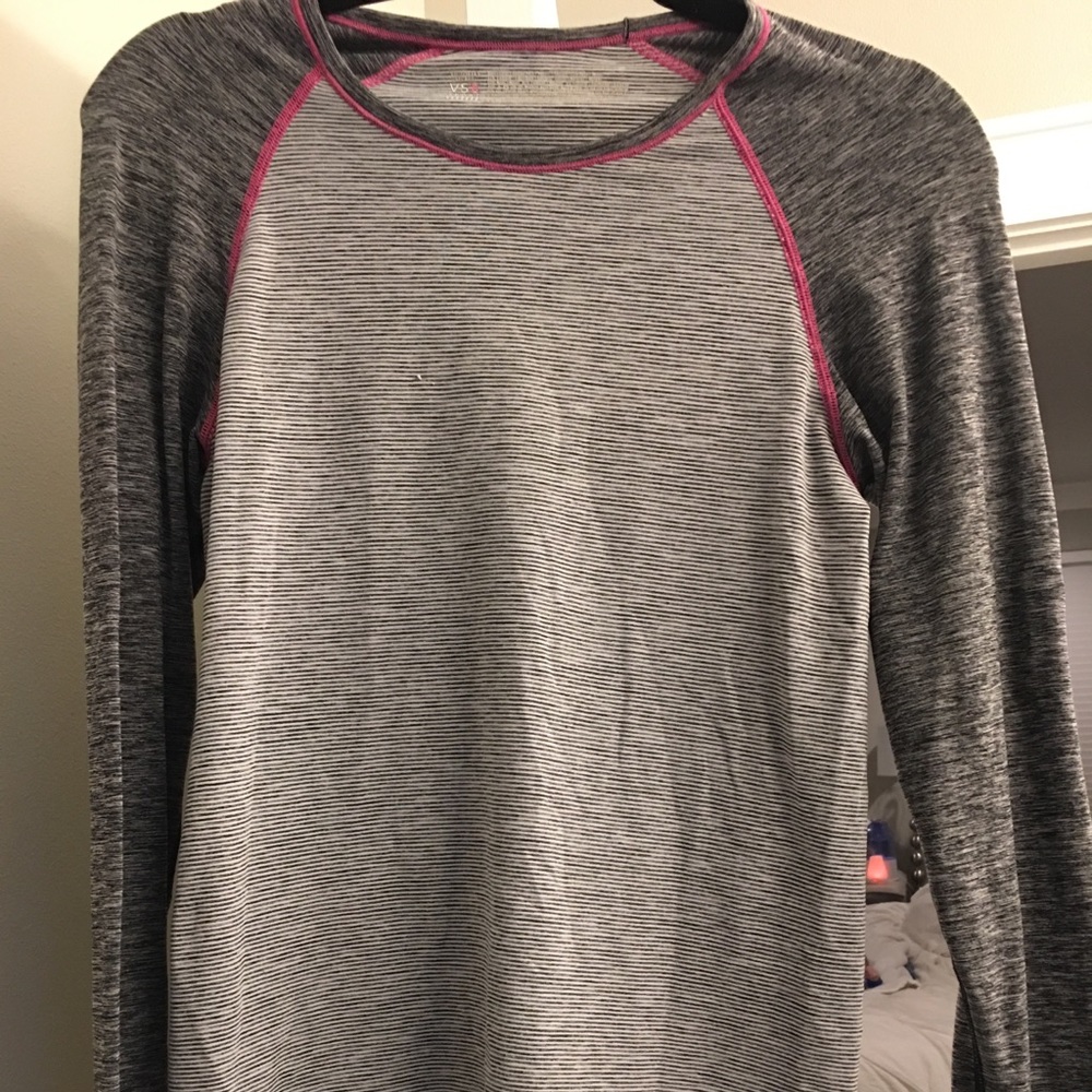 Long sleeve VS sport shirt